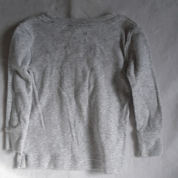Donated** Old Navy EUC Long Sleeve - Picture 5 of 6
